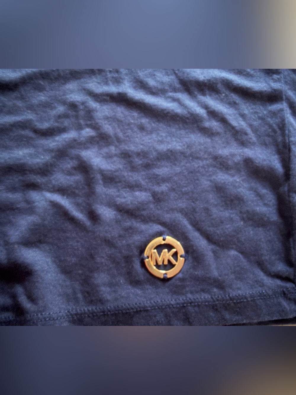 Michael Michael Kors Navy Flutter Sleeve Top Gold Logo Tee Size Medium - Picture 3 of 7